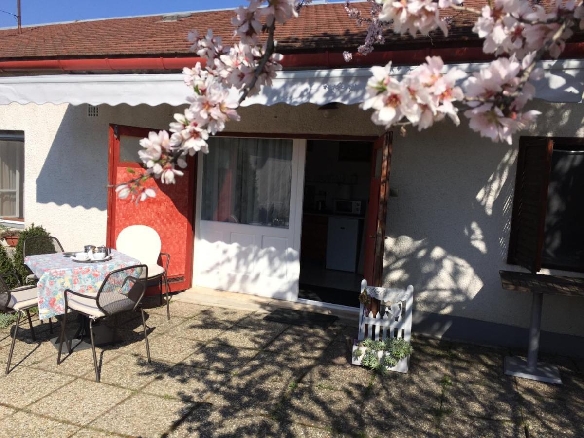 Hotel Mandula Haz Veszprém Zewnętrze zdjęcie