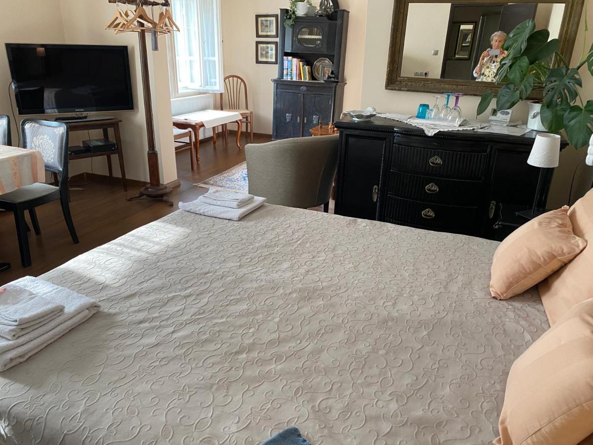 Hotel Mandula Haz Veszprém Zewnętrze zdjęcie